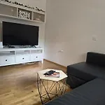 Hiska Masa Catez ob Savi