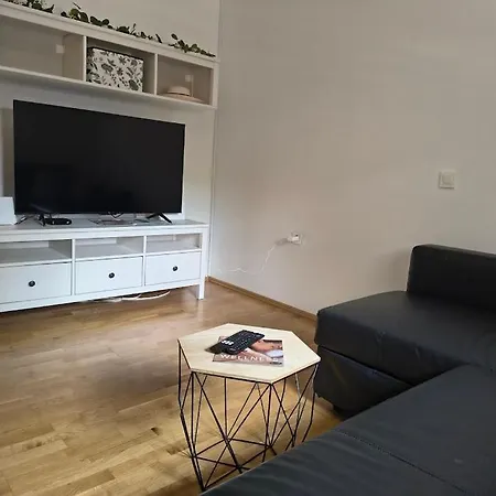 Hiska Masa Catez ob Savi