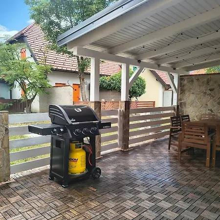 Hiska Masa Catez ob Savi