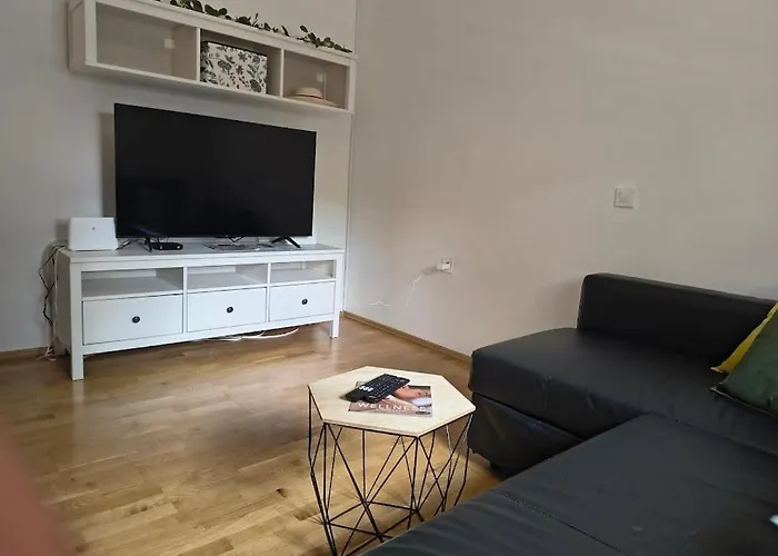 Hiska Masa Catez ob Savi